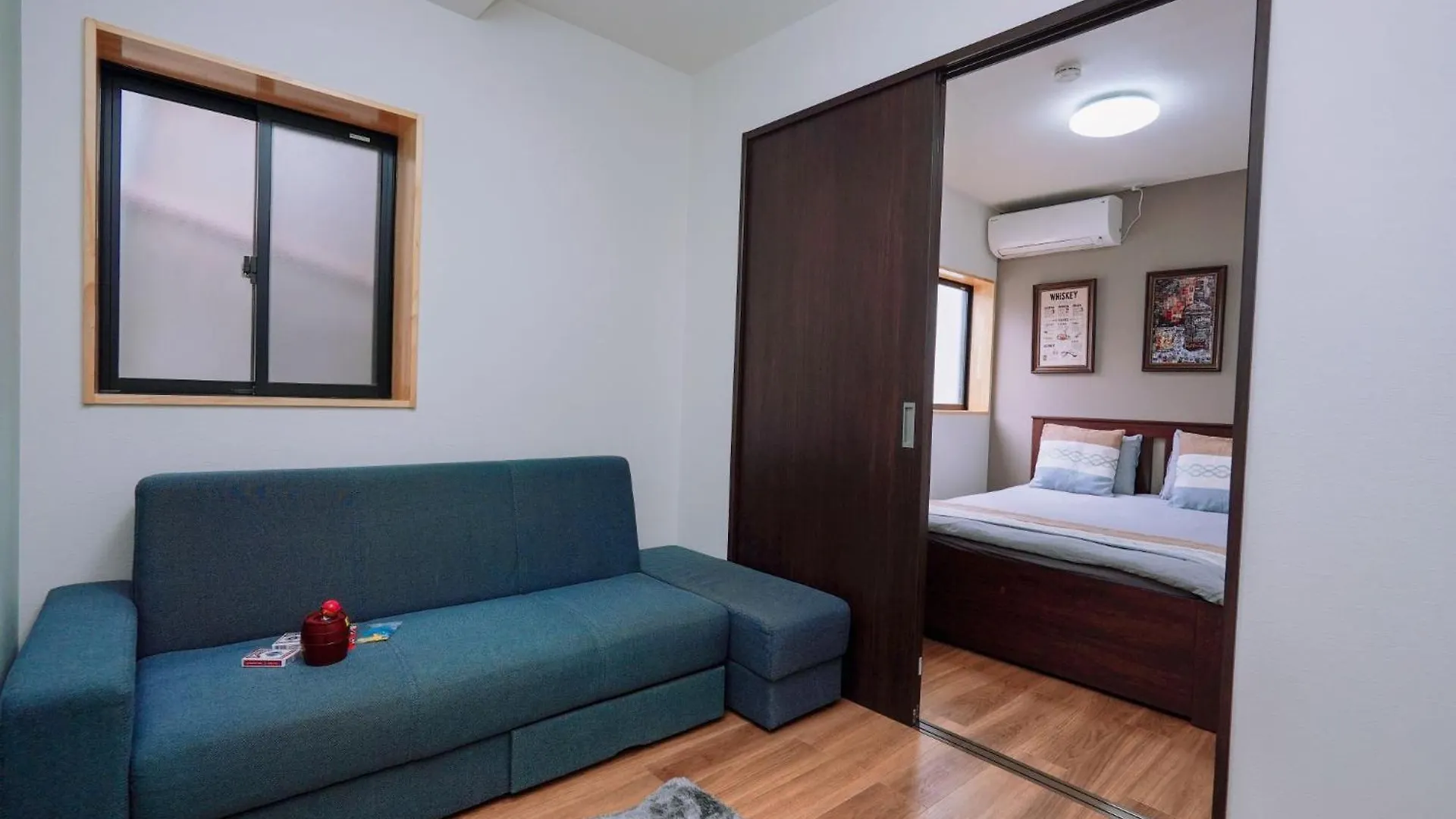 Tsubaki椿 Villa Oszaka 0*,  Japán